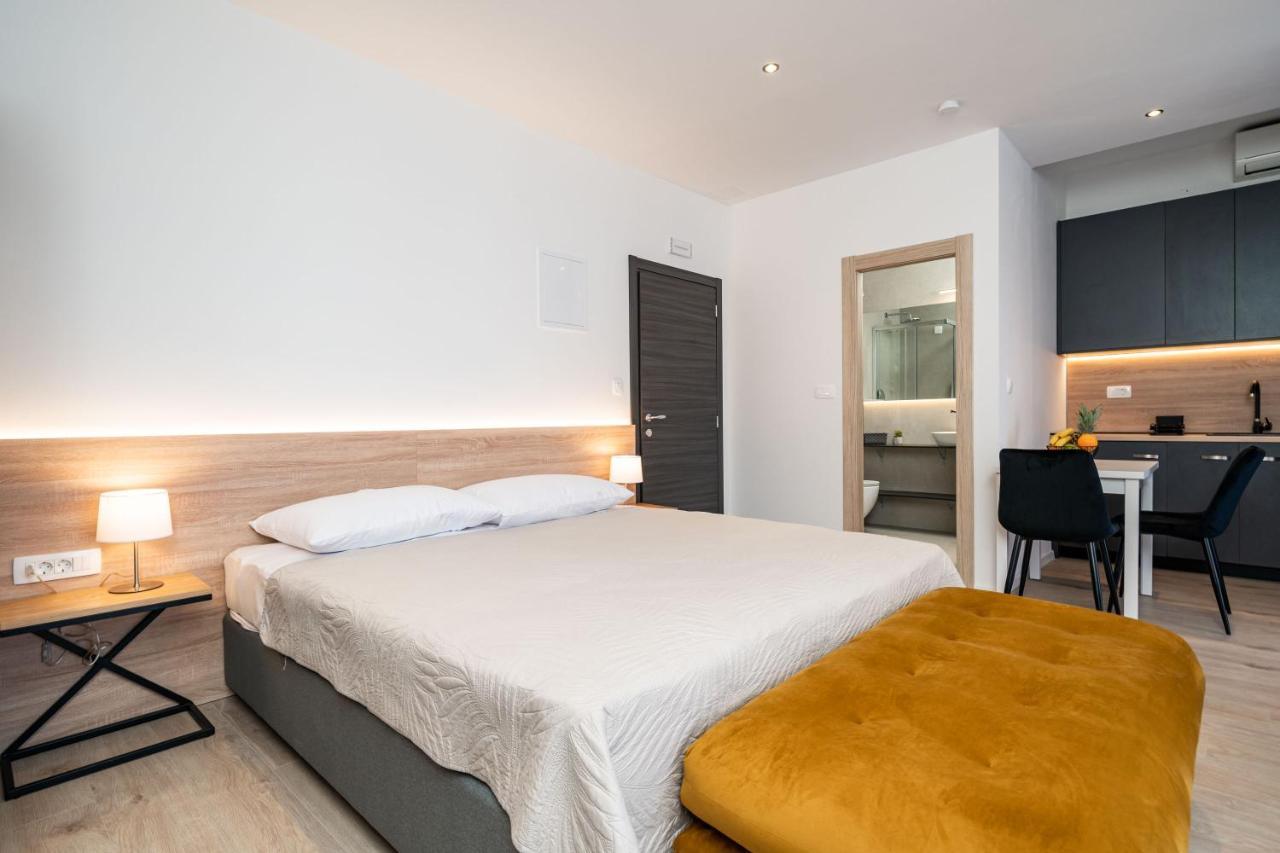 Bacan Serviced Apartments Кавтат Екстериор снимка